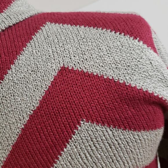 Red and Gray Chevron Open Knit Cardigan - Picture 9 of 11